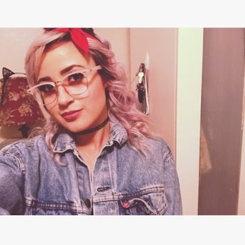 Meet your Posher, Adilene